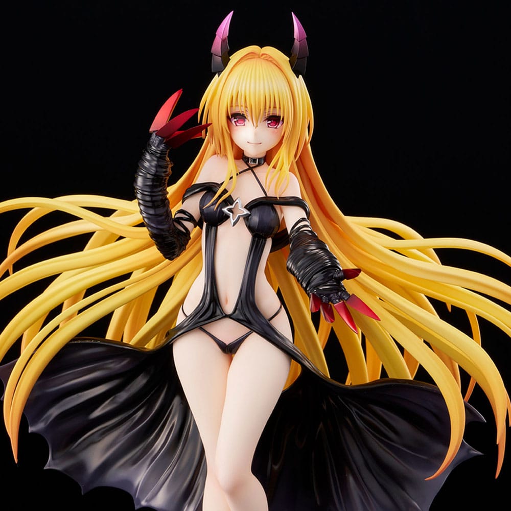 To Love-Ru Darkness PVC Statue 1/6 Golden Darkness Darkness Ver. 30 cm