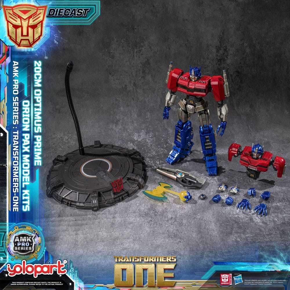 Transformers: Generation One AMK Pro Series Plastic Model Kit Orion Pax/Optimus Prime Final Form 20 cm