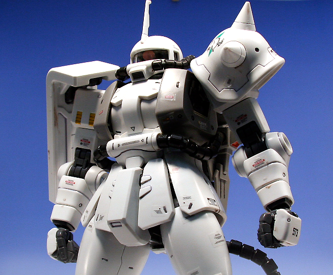 Mg Gundam Zaku Shin Matsunaga Ver. 2.0 1/100 - gundam-store.dk