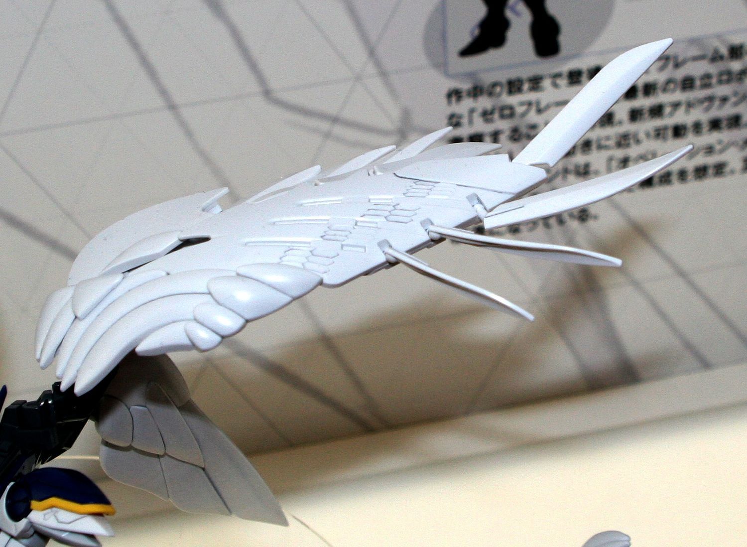 RG Gundam Wing Zero EW 1/144 - gundam-store.dk