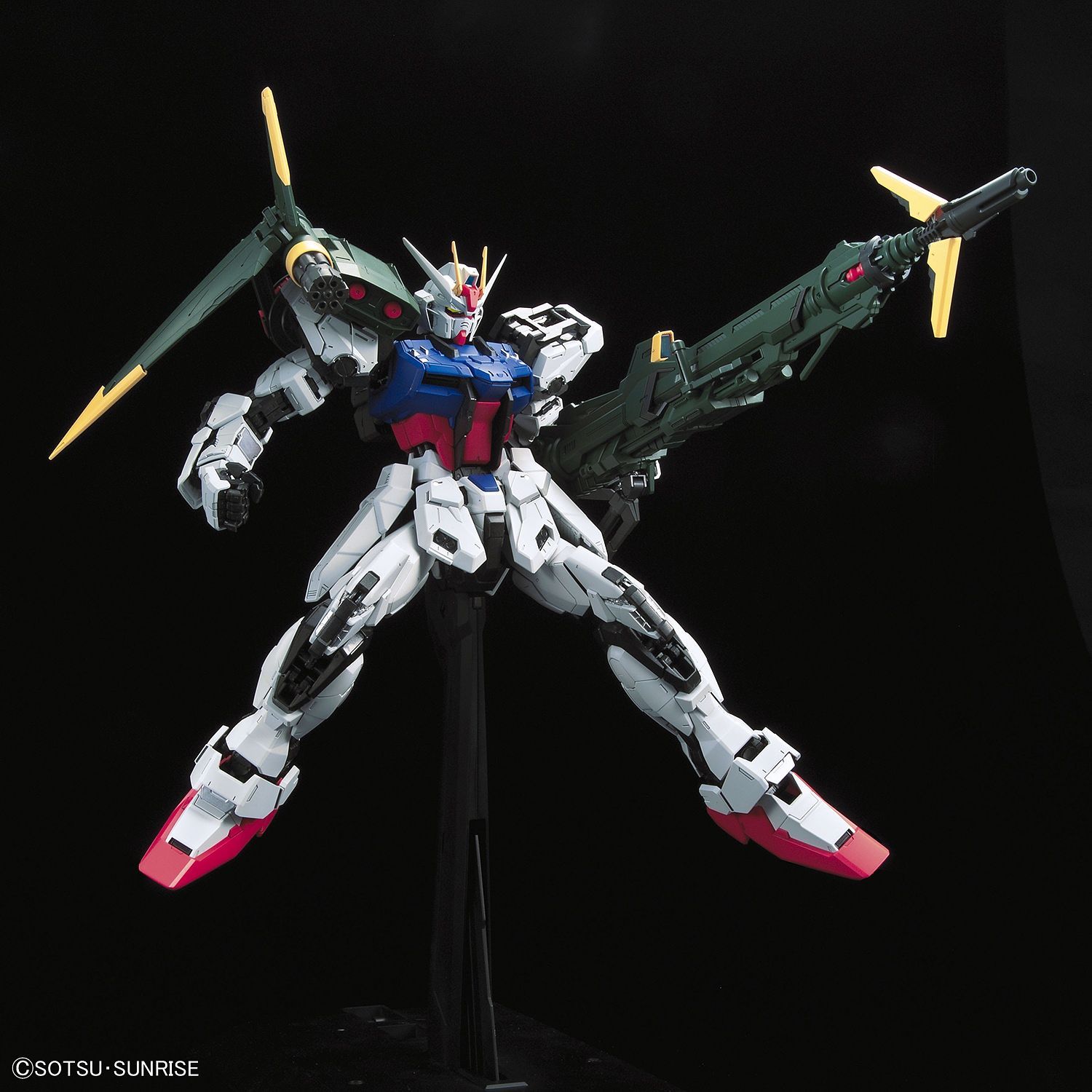 Perfect Grade Gundam Perfect Strike 1/60 - gundam-store.dk