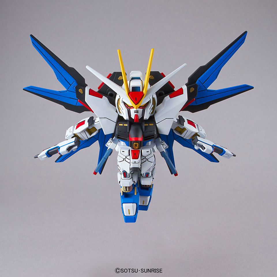 SD Gundam EX Standard Strike Freedom