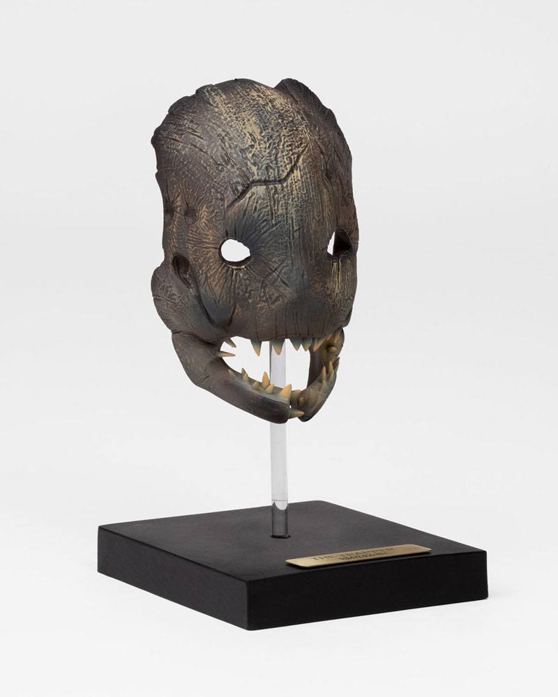 Dead by Daylight Prop Replica 1/2 The Trapper Mask Limited Edition 20 cm