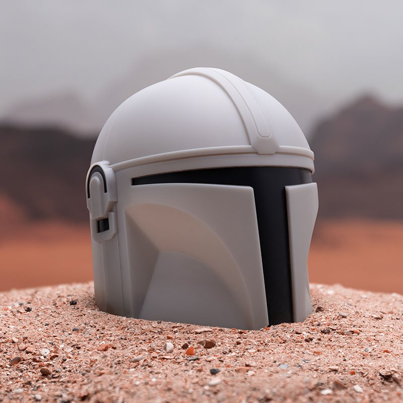 Star Wars: The Mandalorian Light Helmet 14 cm