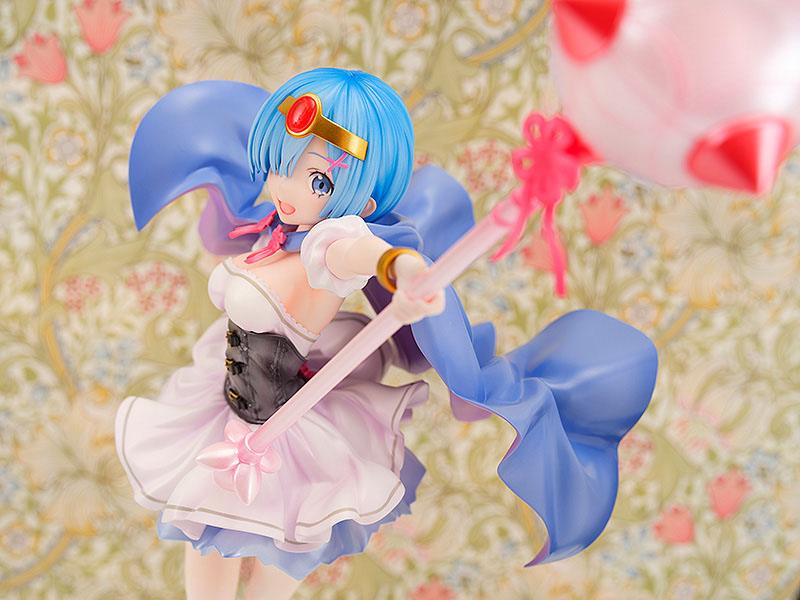 Re:Zero Starting Life in Another World PVC 1/7 Another World Rem 27 cm